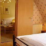 Palatino 3*